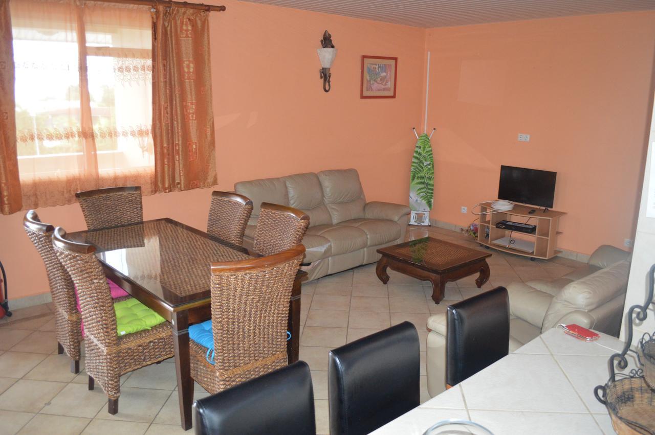Les 4K Apartment Faaa Bagian luar foto