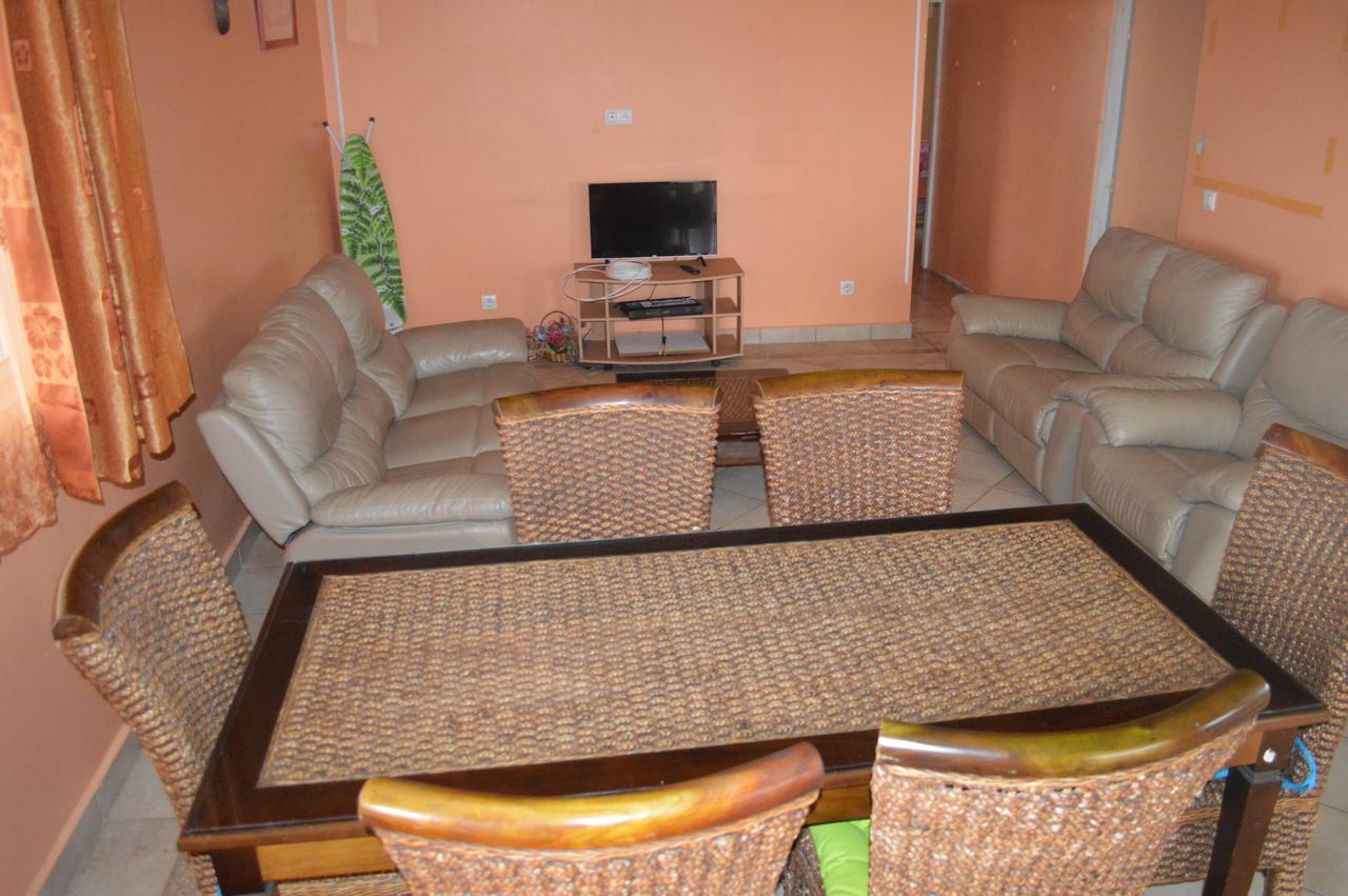 Les 4K Apartment Faaa Bagian luar foto
